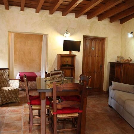 Apartamentos Rurales La Solana 로블딜로드가타 외부 사진
