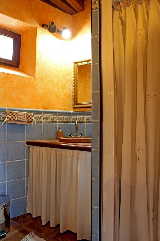 Apartamentos Rurales La Solana 로블딜로드가타 외부 사진