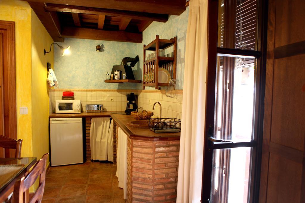 Apartamentos Rurales La Solana 로블딜로드가타 외부 사진