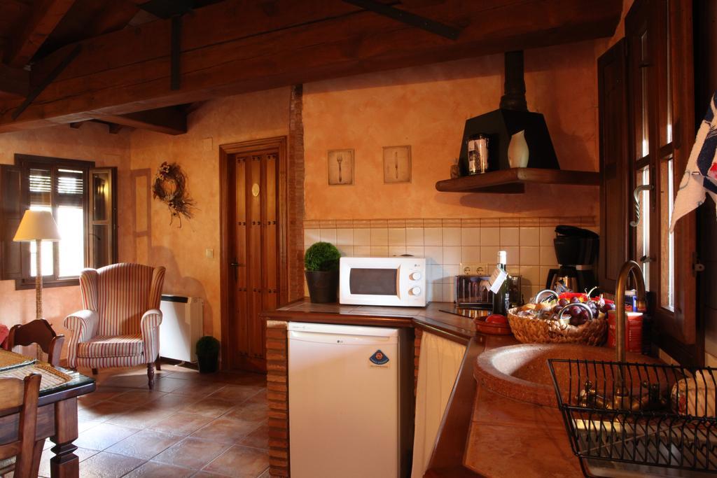 Apartamentos Rurales La Solana 로블딜로드가타 외부 사진