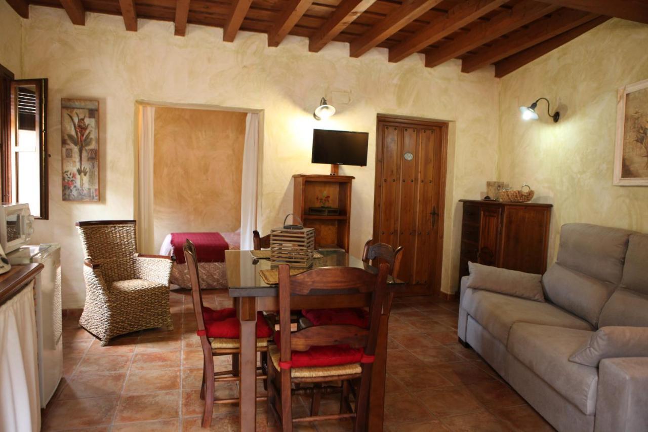 Apartamentos Rurales La Solana 로블딜로드가타 외부 사진